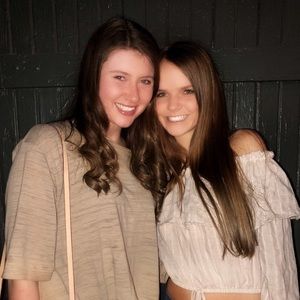 Meet your Posher, Holly